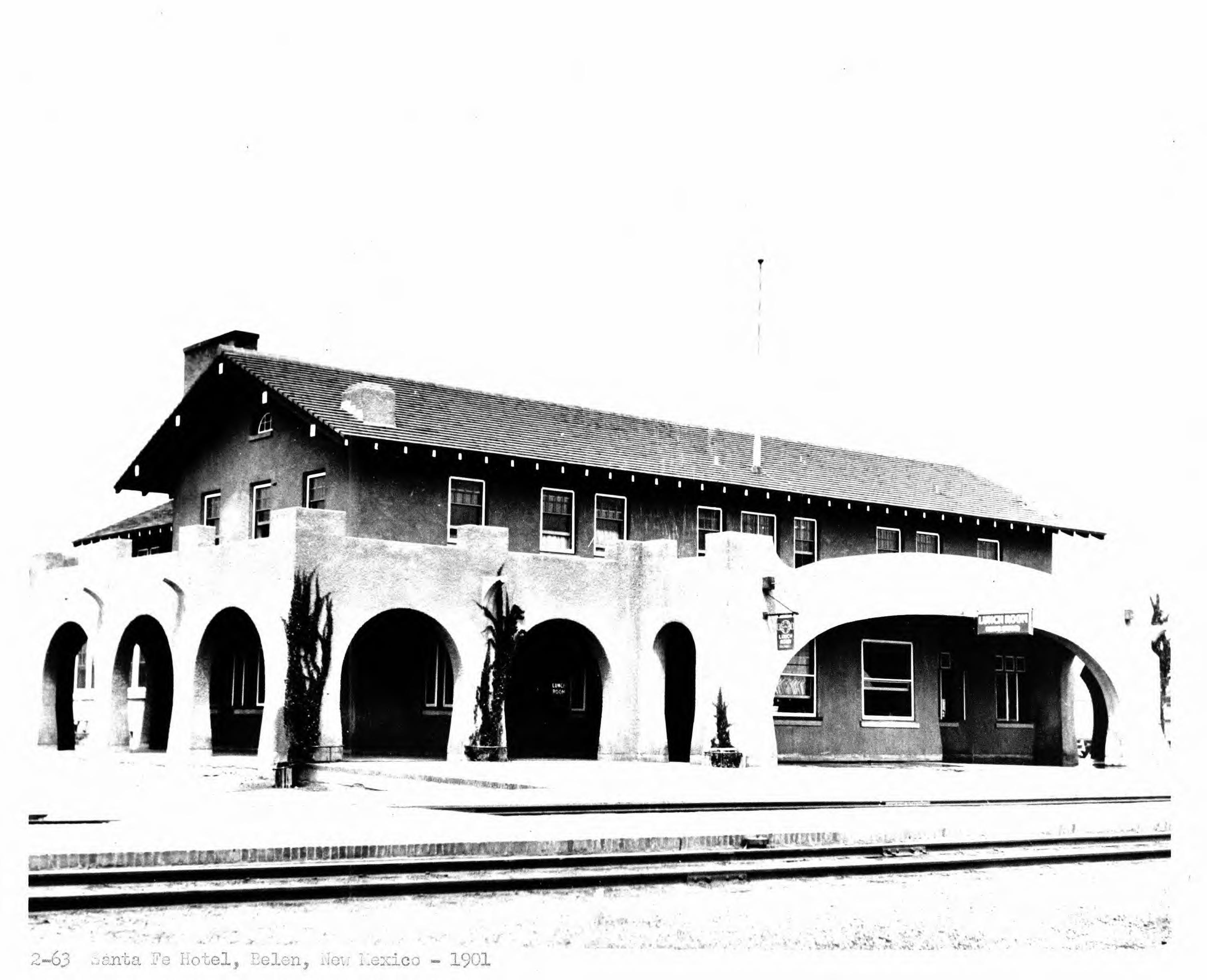 Harvey House, Belen (From BNSF photo archives). Harvey House, Belen (From BNSF photo archives).
