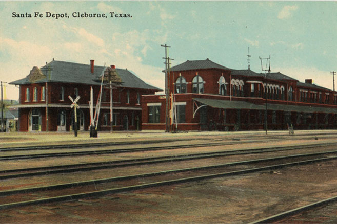 Trinity & Brazos Valley (left) and Santa Fe (right) depots in Cleburne c1910. The Santa Fe depot incorporated a Harvey House restaurant, which closed in 1931 Trinity & Brazos Valley (left) and Santa Fe (right) depots in Cleburne c1910. The Santa Fe depot incorporated a Harvey House restaurant, which closed in 1931
