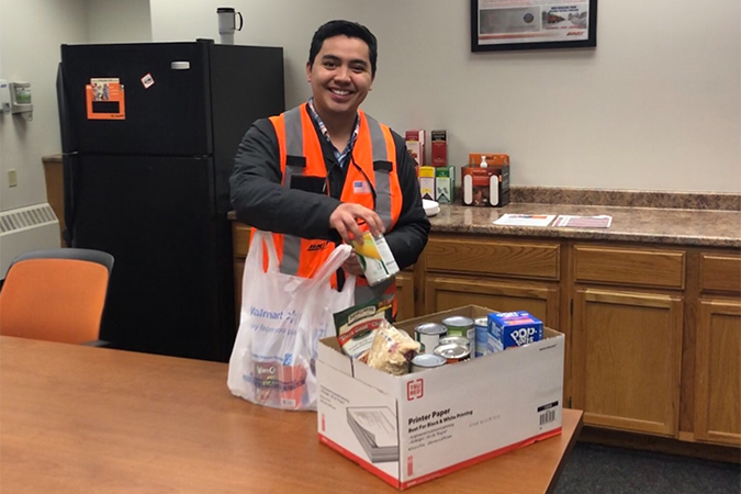 Terminal Trainmaster Eddie Mendoza is leading a food drive in the Twin Cities. Terminal Trainmaster Eddie Mendoza is leading a food drive in the Twin Cities.