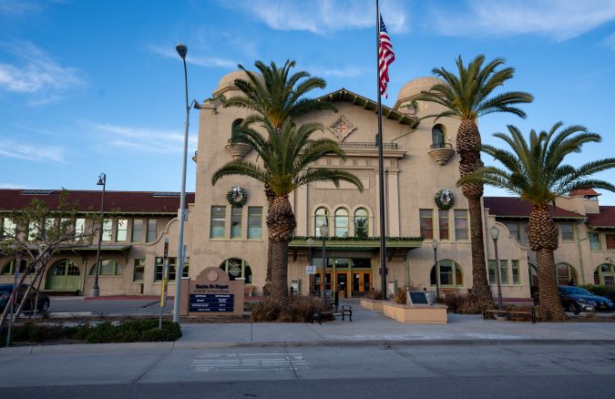 The 1918 Santa Fe Depot in San Bernardino today. The 1918 Santa Fe Depot in San Bernardino today.